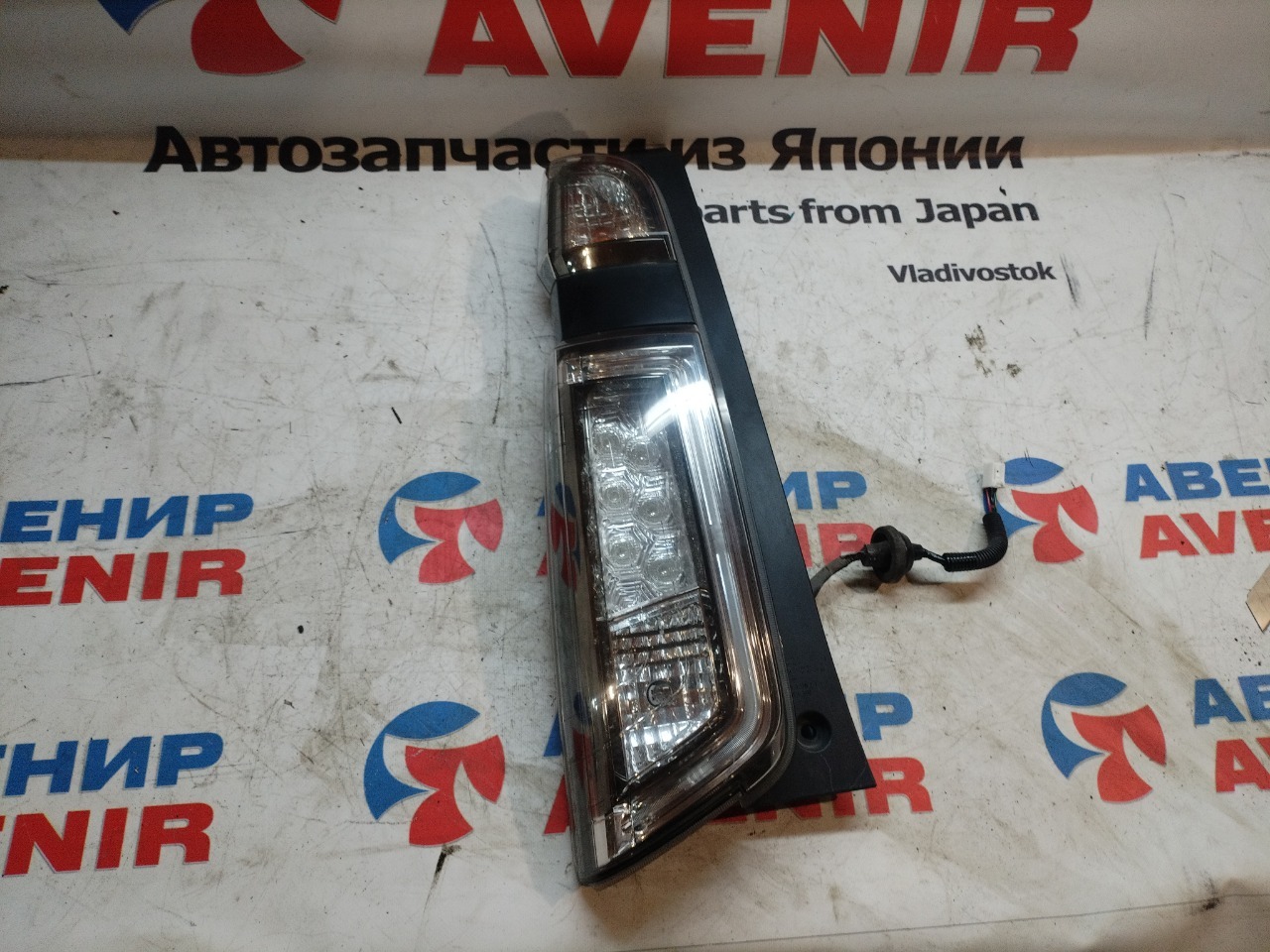 Стоп-сигнал HONDA N-WGN JH1 задний левый (б/у)