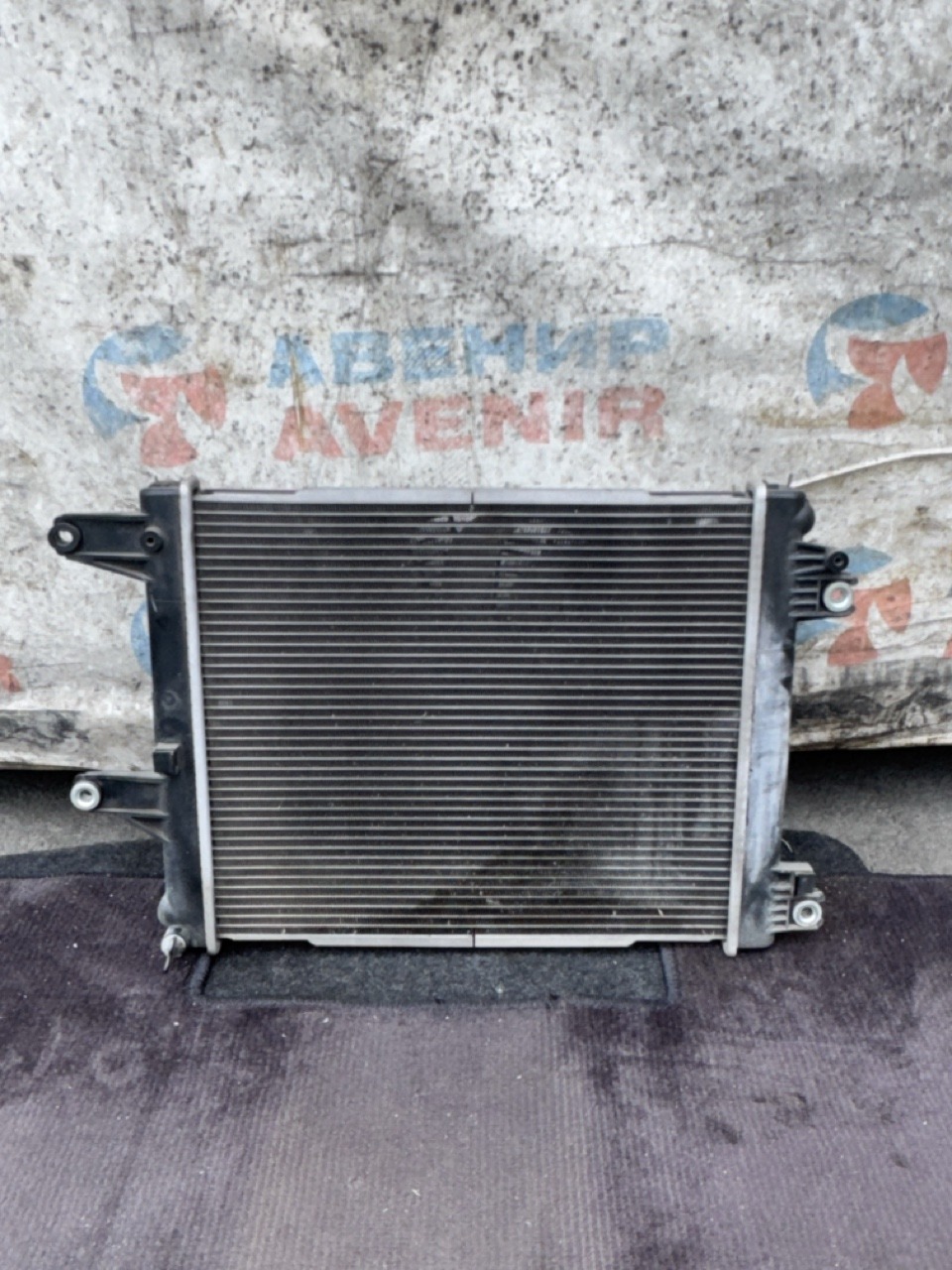 Радиатор NISSAN MINICAB CLIPPER 3G83 (б/у)