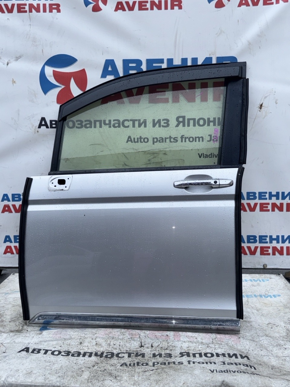 Дверь HONDA STEP WAGON RK5 передняя левая (б/у)