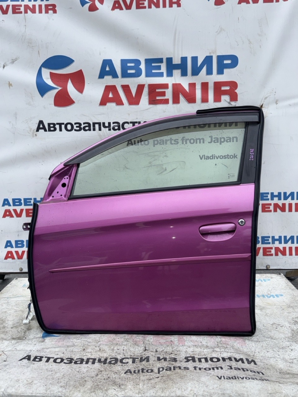 Дверь MITSUBISHI MIRAGE A05A передняя левая (б/у)