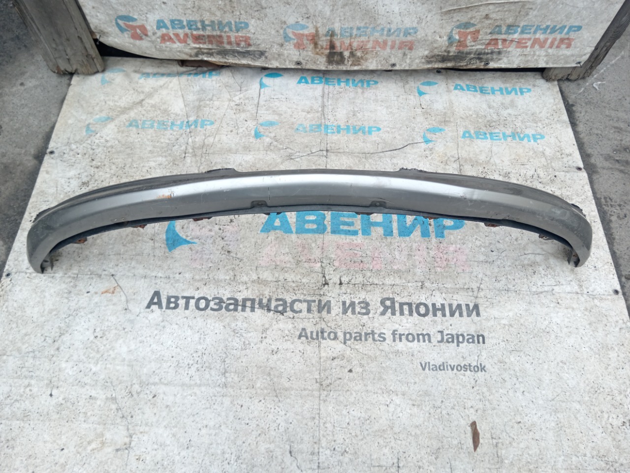 Губа NISSAN SKYLINE V36 передняя (б/у)