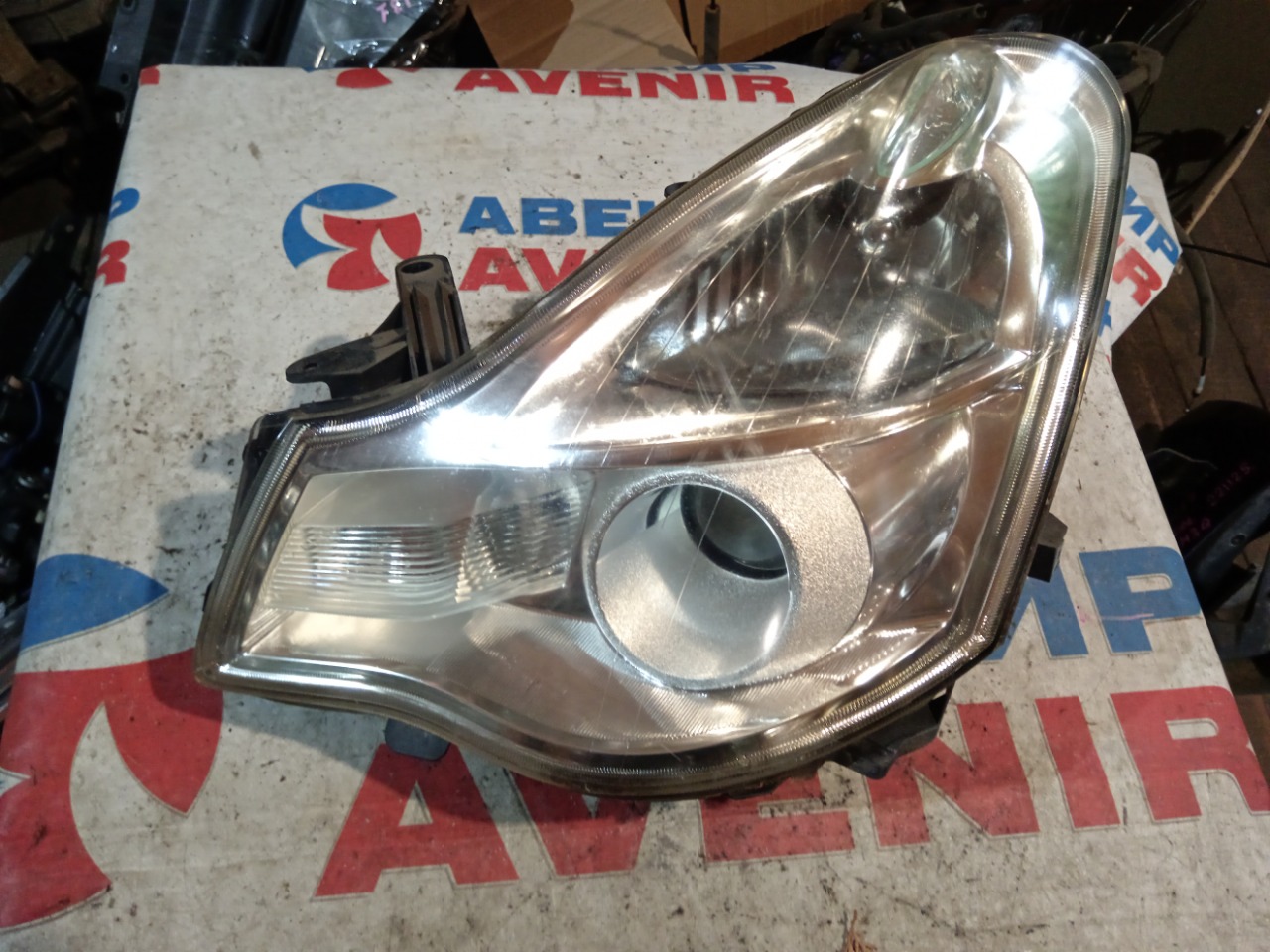 Фара NISSAN BLUEBIRD SYLPHY G11 передняя левая (б/у)