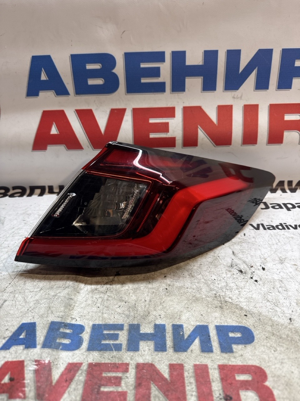 Стоп-сигнал HONDA CIVIC FL4 задний правый (б/у)