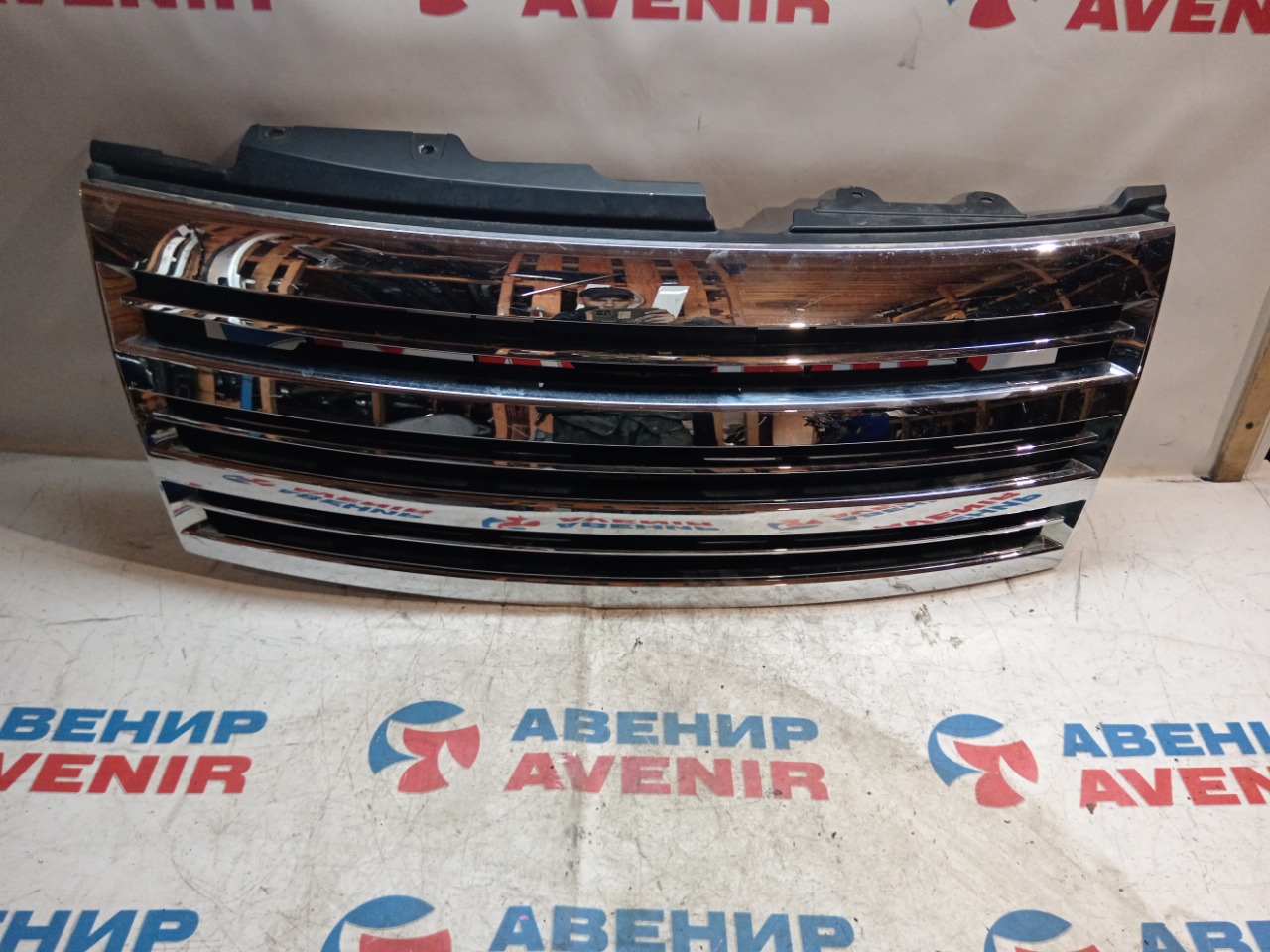 Решетка NISSAN ELGRAND E51 (б/у)