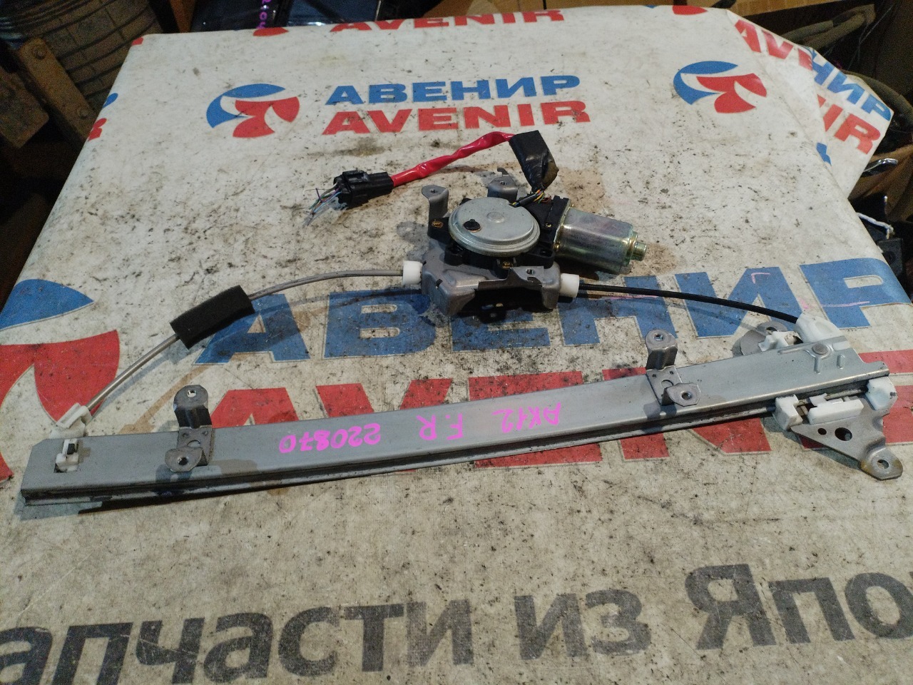 Стеклоподъемник NISSAN MARCH AK12 передний правый (б/у)