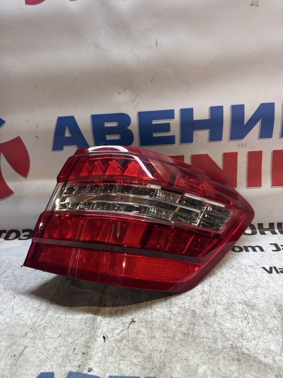 Стоп-сигнал MERCEDES-BENZ E320 W211 задний правый (б/у)