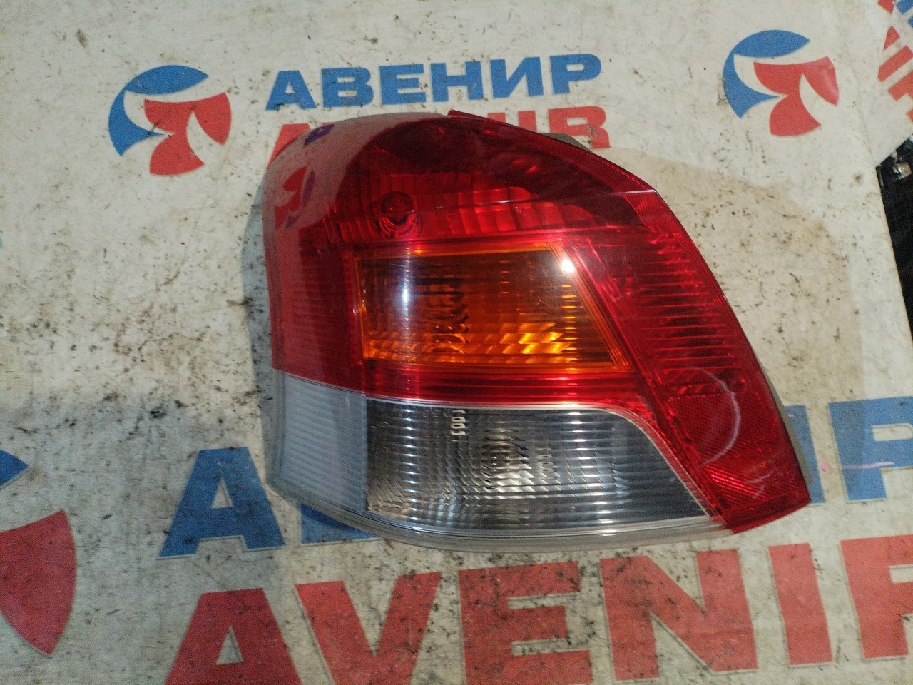 Стоп-сигнал TOYOTA VITZ NCP95 задний левый (б/у)