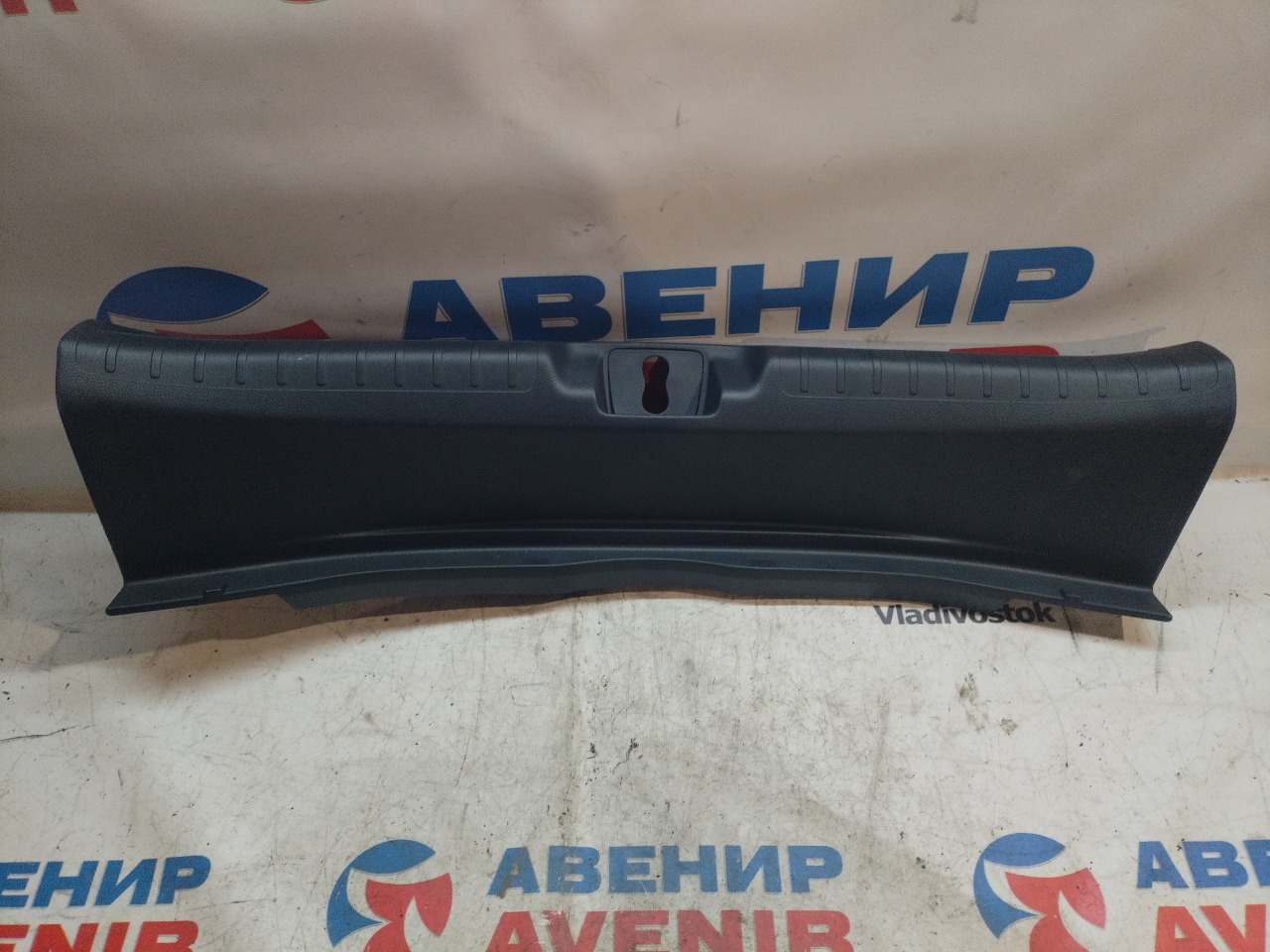 Накладка замка багажника HONDA CIVIC FL4 задняя (б/у)