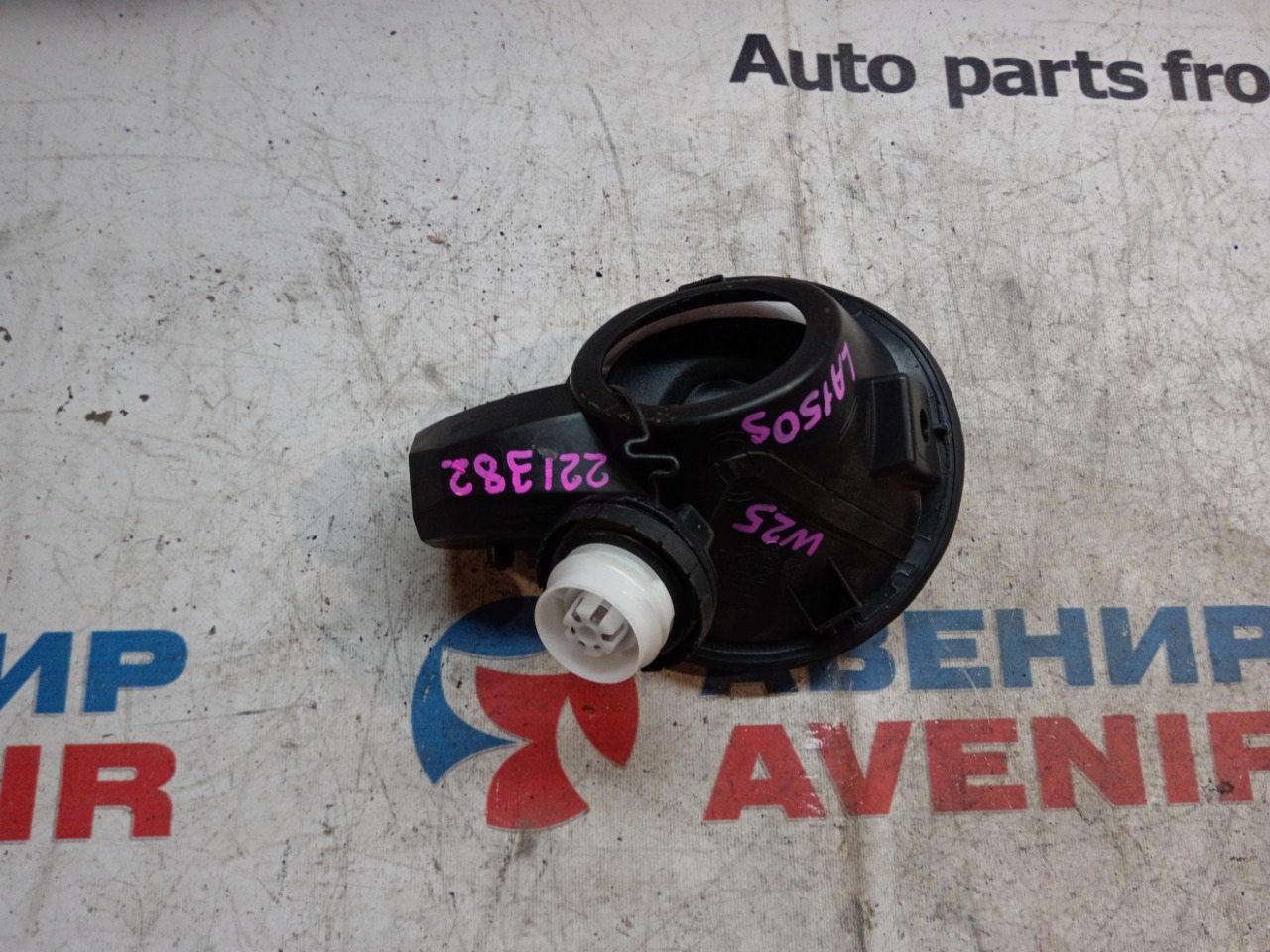 Лючок бензобака DAIHATSU MOVE LA150S (б/у)