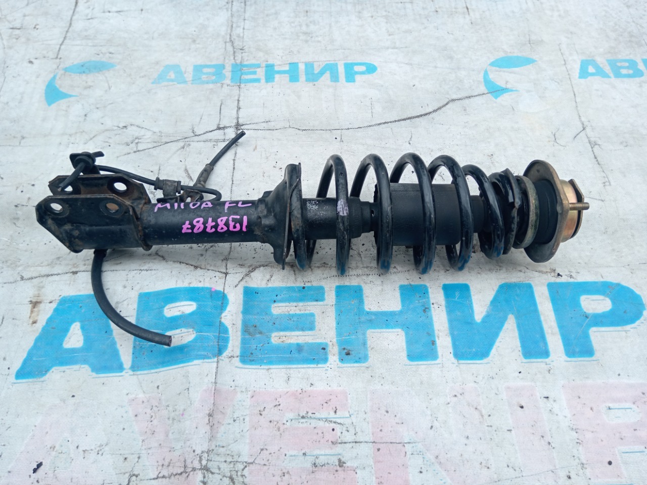Стойка TOYOTA DUET M110A передняя левая (б/у)