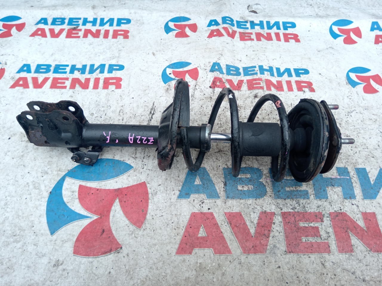 Стойка MITSUBISHI COLT Z22A передняя правая (б/у)