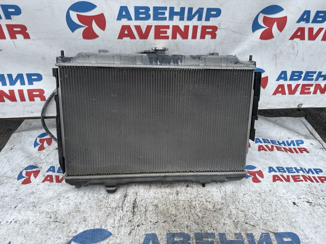 Радиатор NISSAN CEFIRO A33 VQ20DE (б/у)