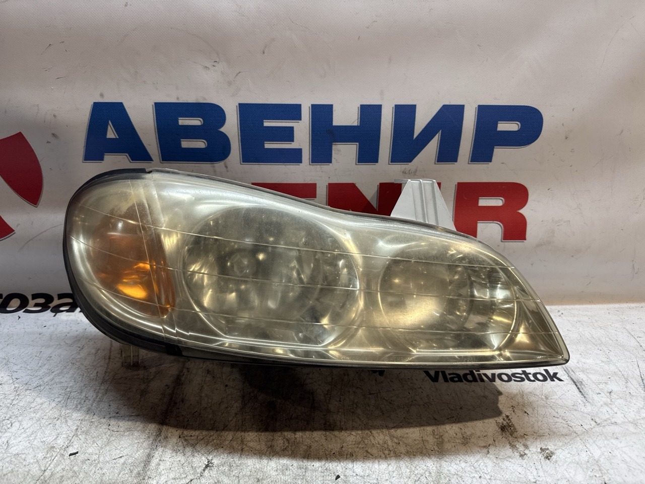 Фара NISSAN CEFIRO A33 VQ20DE передняя правая (б/у)