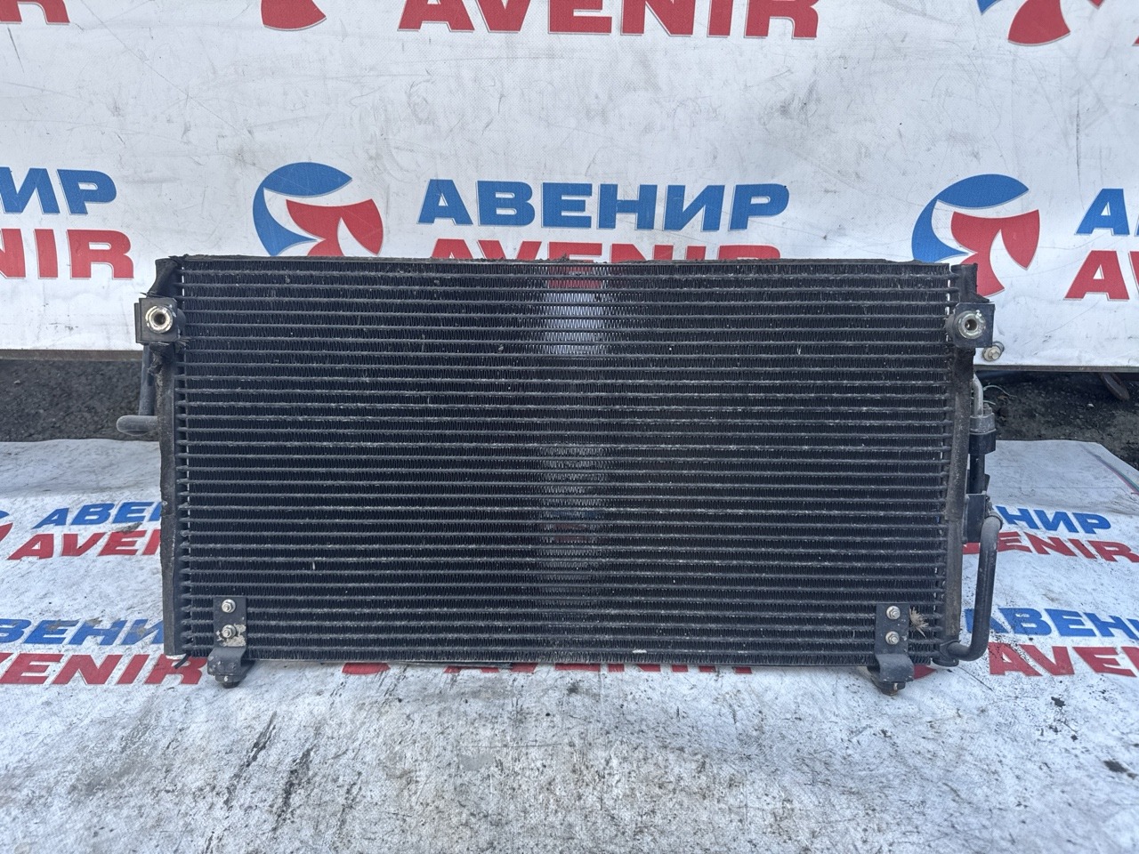 Радиатор кондиционера MITSUBISHI DIAMANTE F31A 6G72 (б/у)