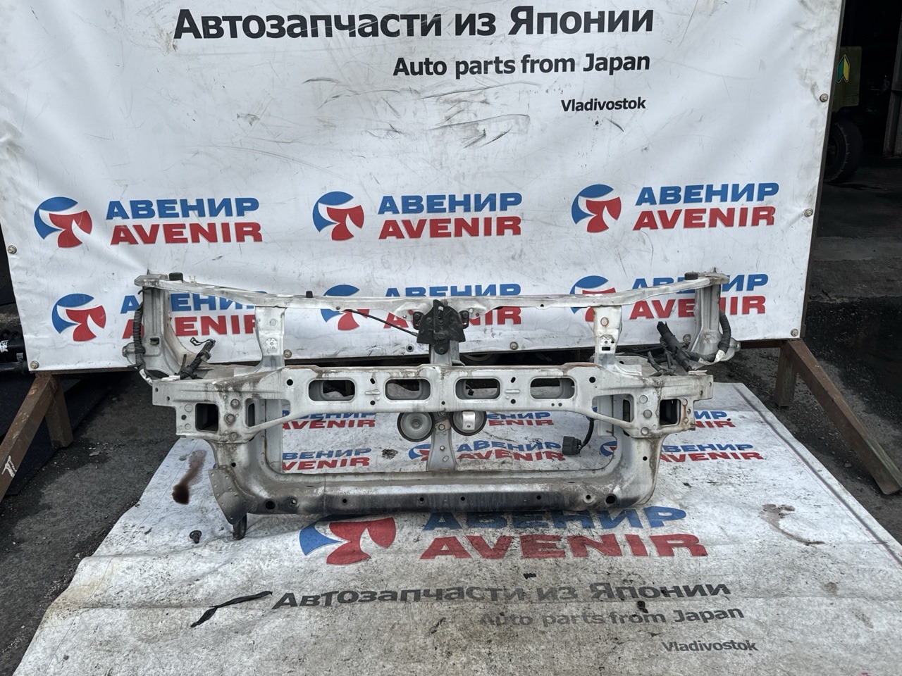 Телевизор MITSUBISHI LANCER CS2A (б/у)