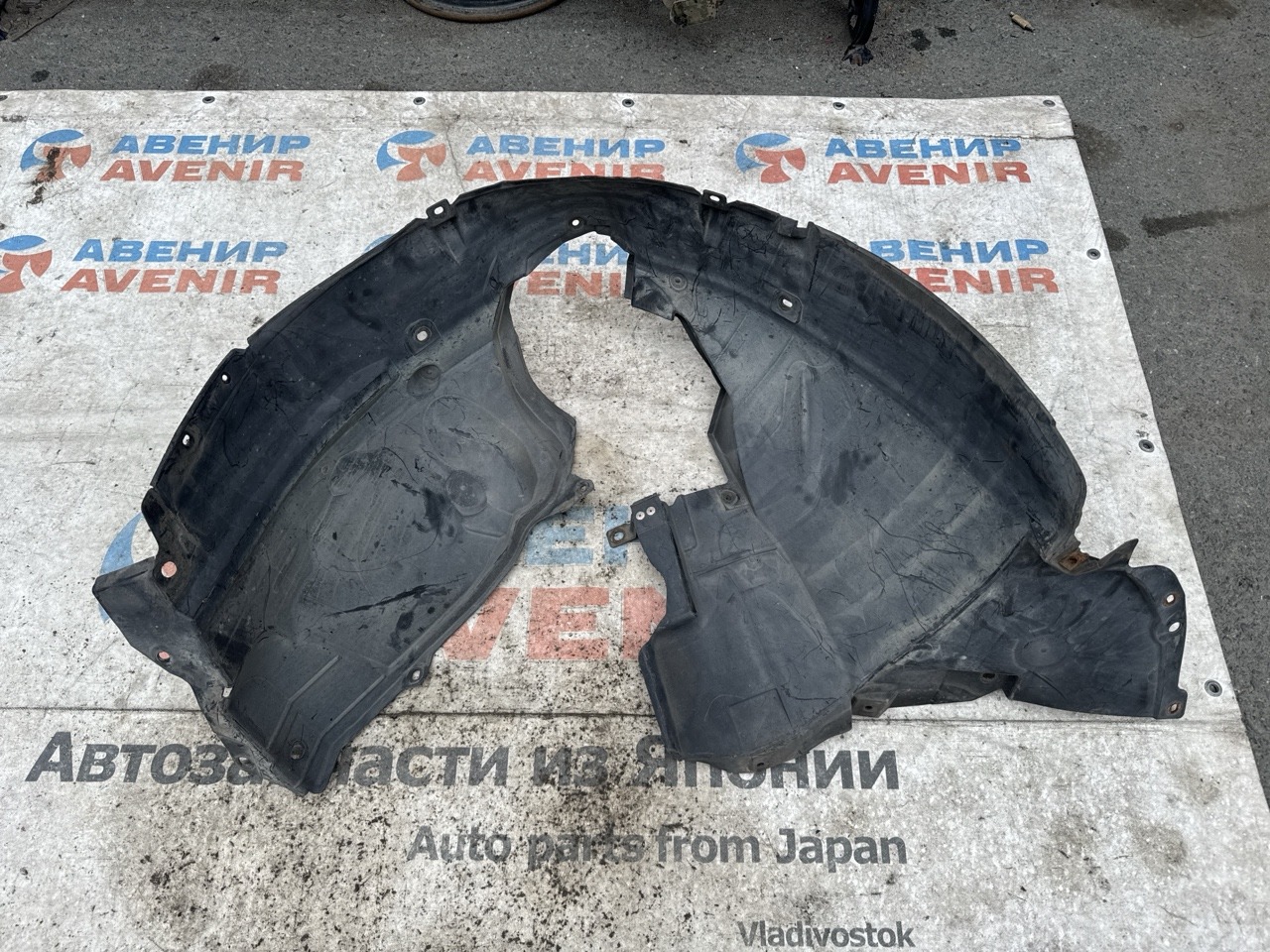 Подкрылок NISSAN TIIDA JC11 передний правый (б/у)