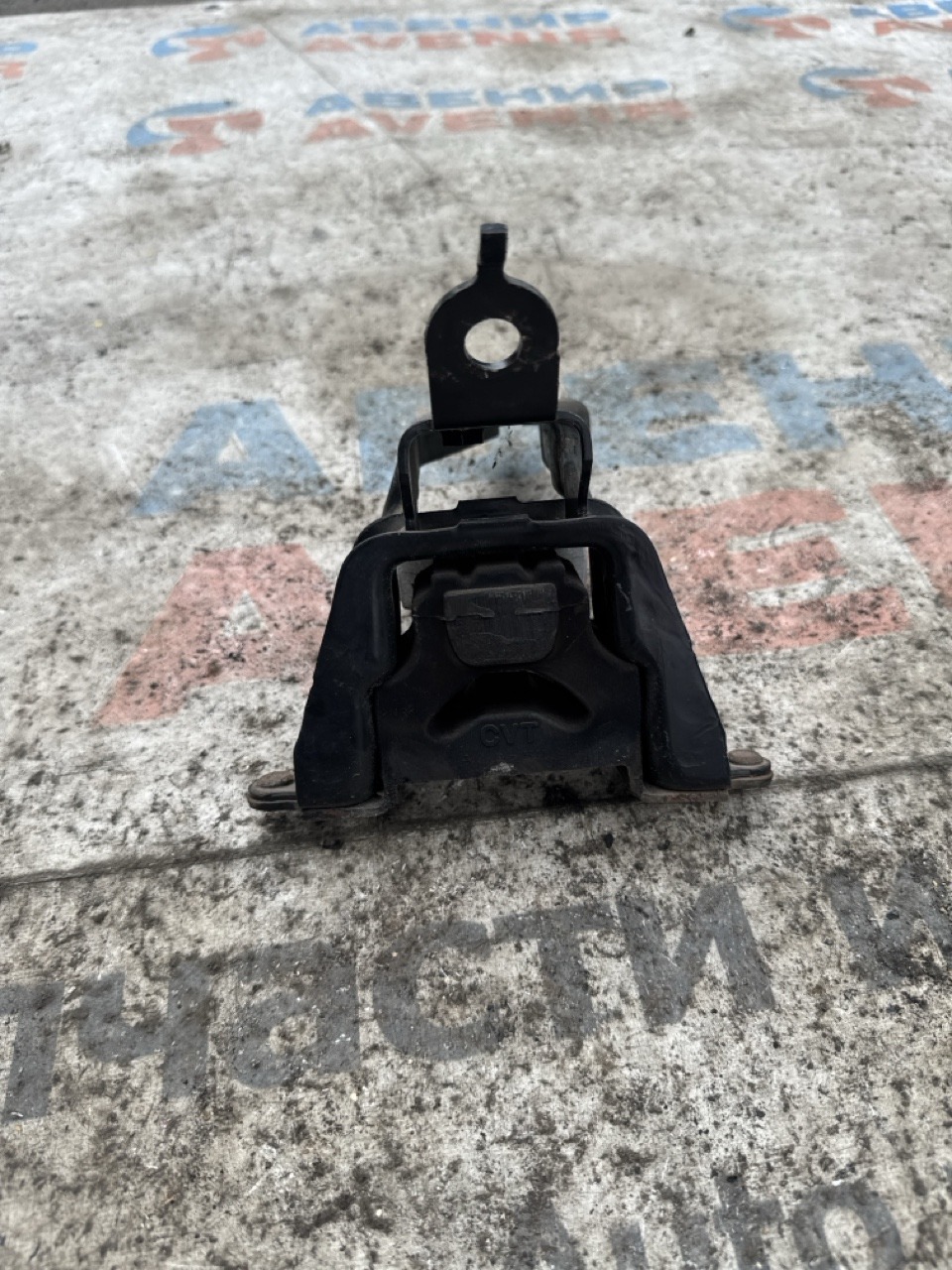 Подушка двигателя TOYOTA VITZ KSP90 1KR-FE левая (б/у)