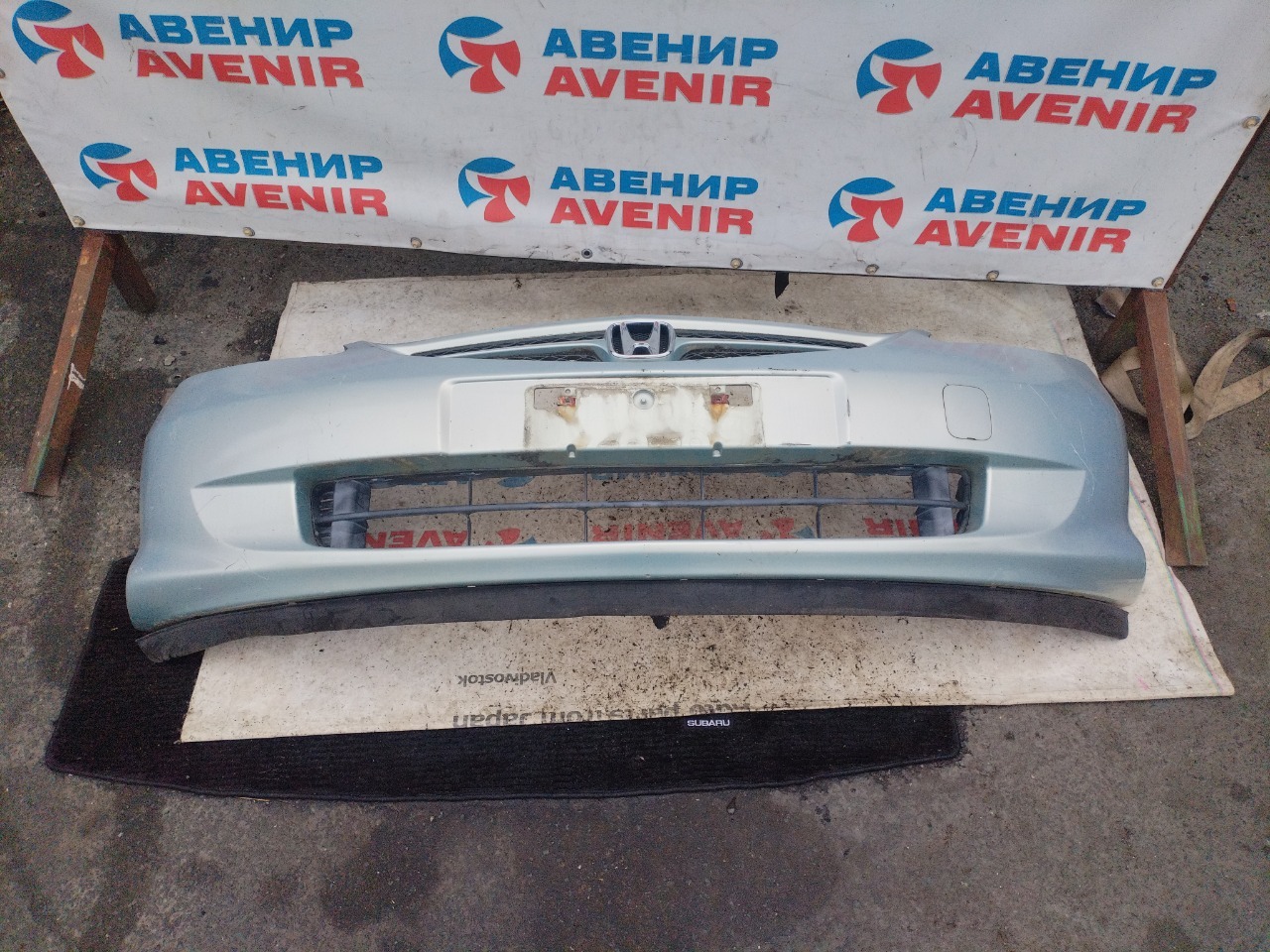 Бампер HONDA FIT GD1 передний (б/у)