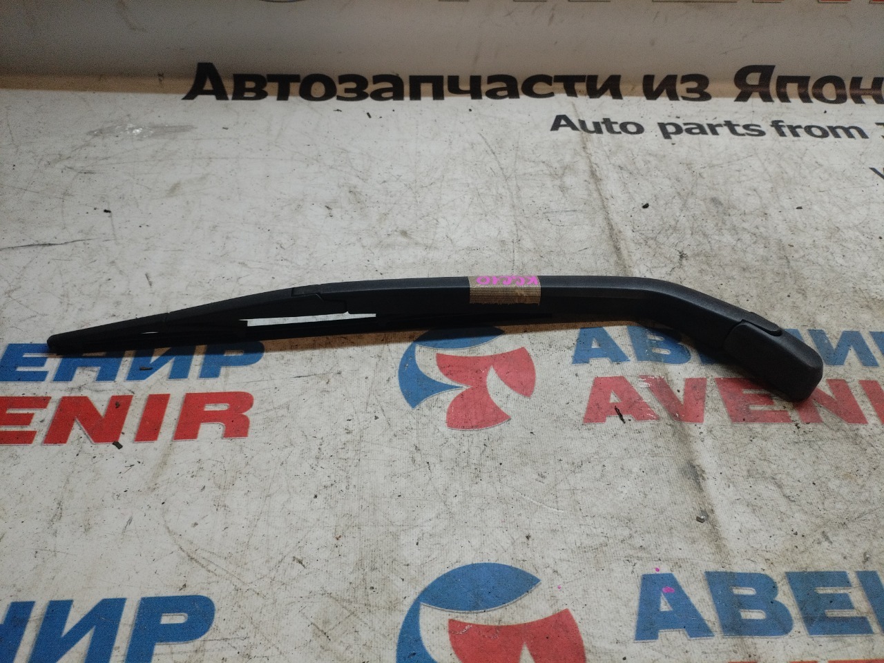 Держатель дворника TOYOTA PASSO KGC10 задний (б/у)