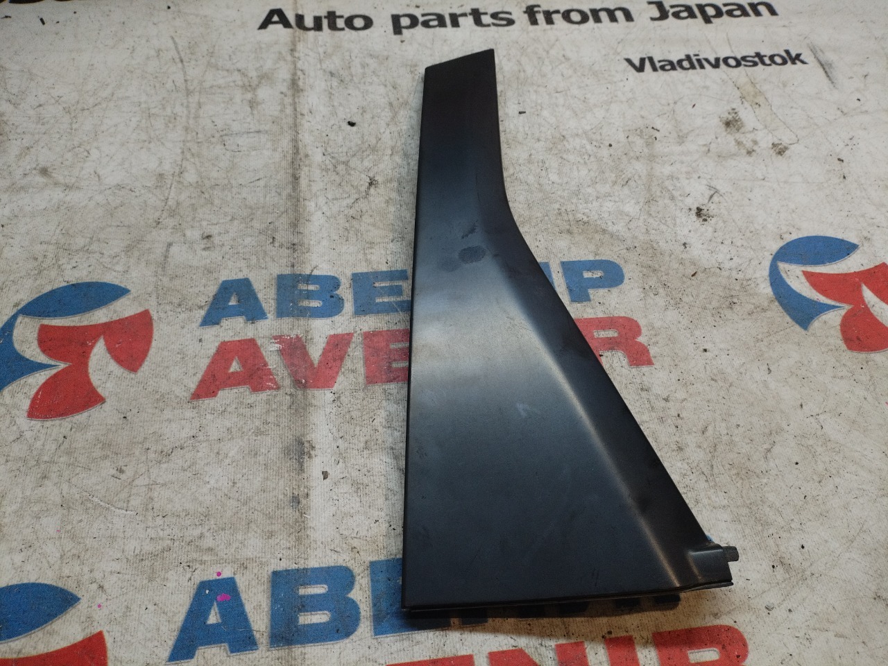 Накладка на дверь HONDA FIT GD1 задняя правая (б/у)