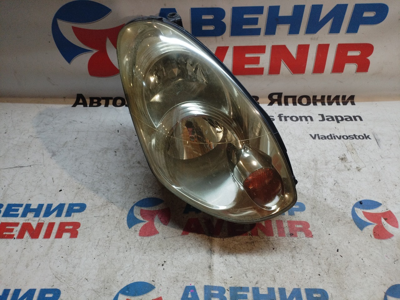 Фара NISSAN SKYLINE V35 передняя правая (б/у)