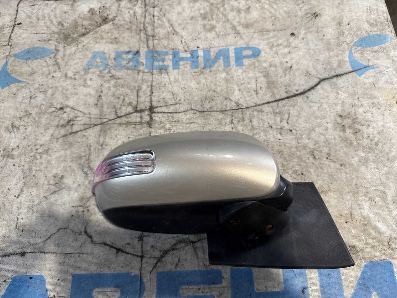 Зеркало TOYOTA VITZ NCP95 переднее правое (б/у)