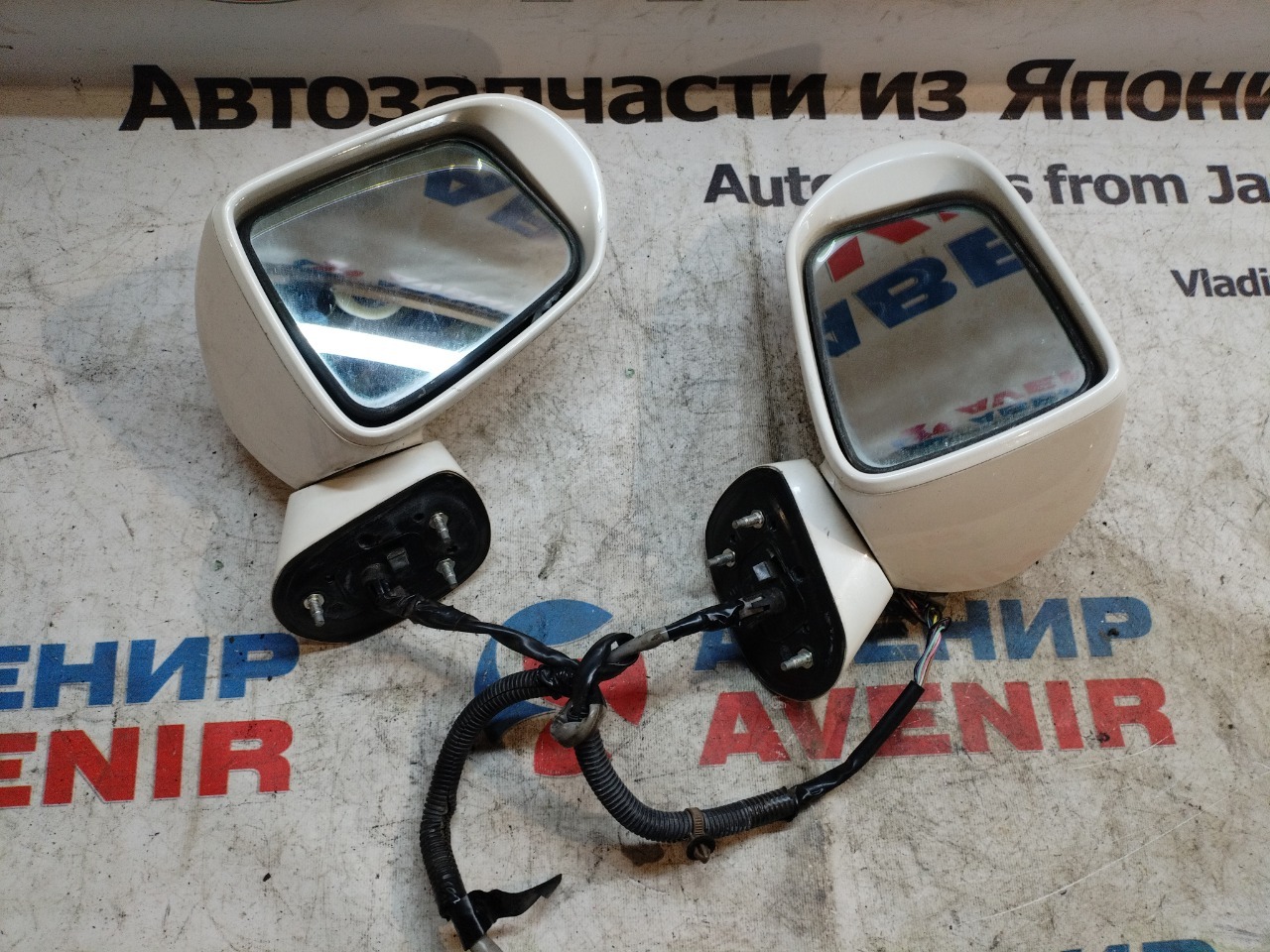 Зеркало HONDA AIRWAVE GJ1 переднее левое (б/у)