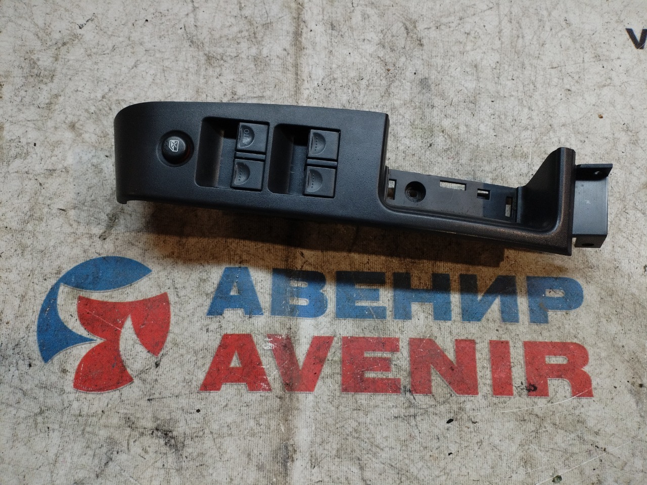 Блок управления стеклами HONDA AIRWAVE GJ1 передний правый (б/у)