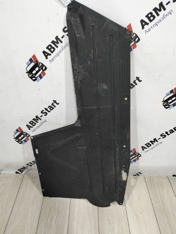 Защита антигравийная правая BMW 116i F20 N13B16A 51757241830 контрактная