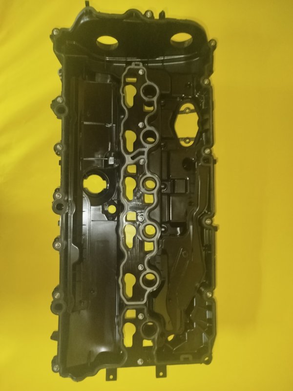 Крышка головки блока цилиндров G30 B58B30A