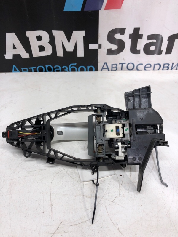Ручка двери передняя правая BMW 520D G30 B47D20A