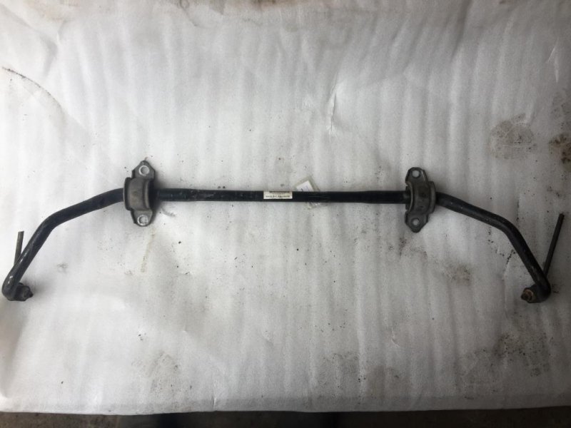 Запчасть стабилизатор поперечной устойчивости передний BMW F11 N47D20C 31356791924 контрактная Стабилизатор поперечной устойчивости передний BMW F11 N47D20C 31356791924 контрактная