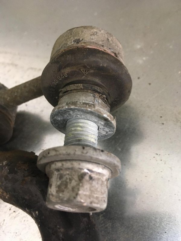 Стабилизатор поперечной устойчивости задний BMW e60 N47D20C Стабилизатор поперечной устойчивости задний BMW e60 N47D20C