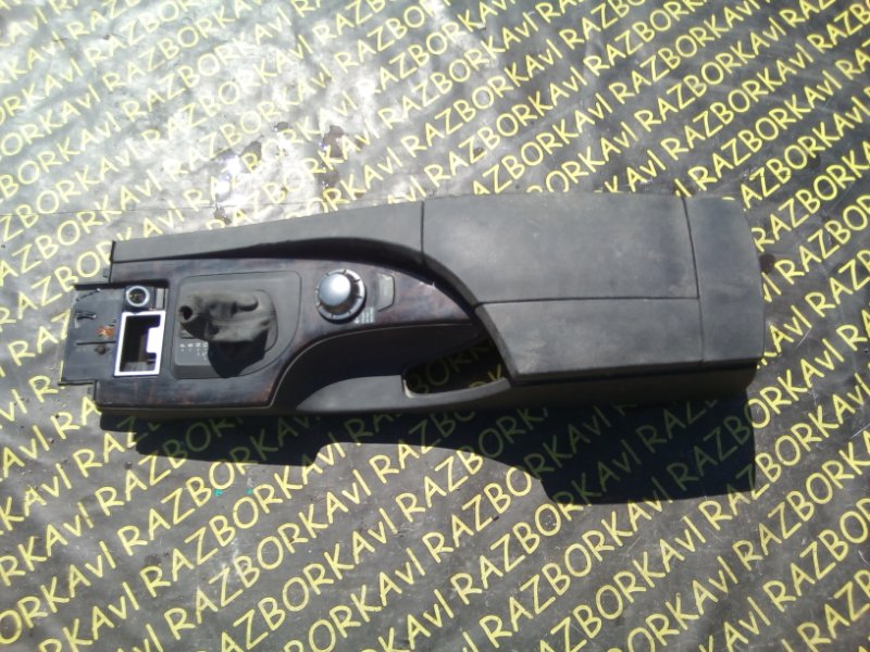 Подлокотник Bmw 530 E60 Подлокотник Bmw 530 E60