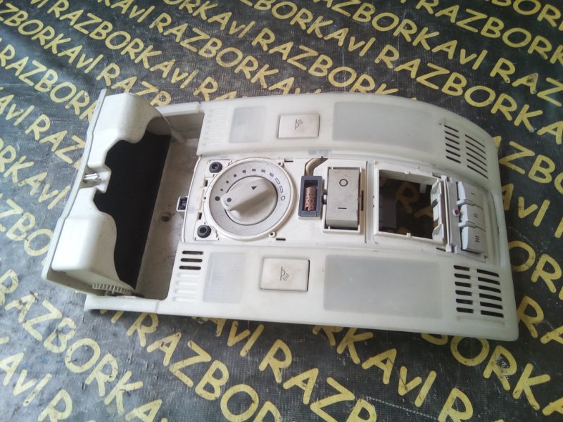 Подсветка салона Audi A6 4F2 Подсветка салона Audi A6 4F2
