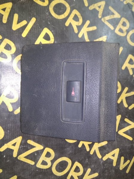 Кнопка Audi A3 8P Кнопка Audi A3 8P