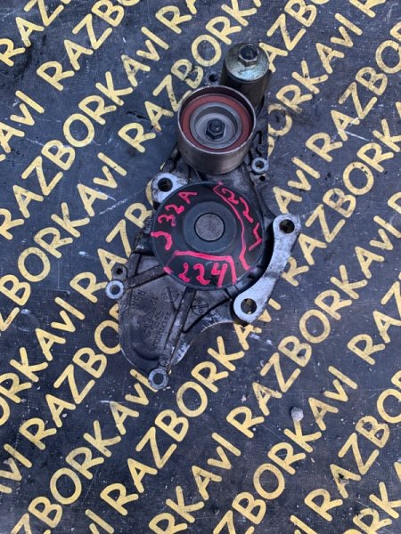 Помпа Honda Inspire UA4 J32A Помпа Honda Inspire UA4 J32A