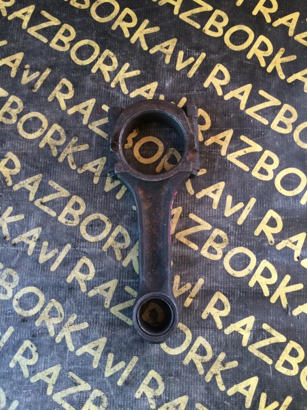 Шатун Nissan Vanette LD20 Шатун Nissan Vanette LD20