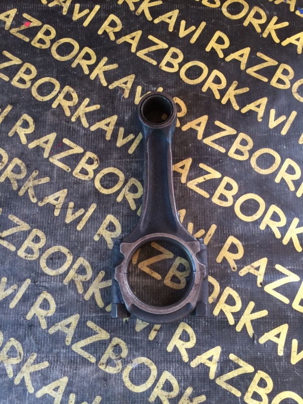 Шатун Nissan Vanette LD20 Шатун Nissan Vanette LD20