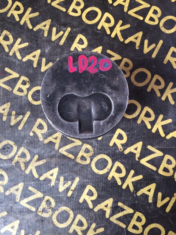 Поршень Nissan Vanette LD20 Поршень Nissan Vanette LD20
