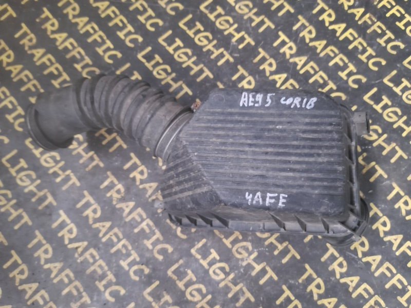 Корпус воздушного фильтра TOYOTA SPRINTER CARIB AE95 4AFE (б/у)