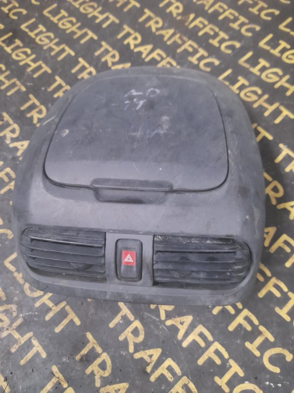 Бардачок Nissan Sunny FB15 Бардачок Nissan Sunny FB15