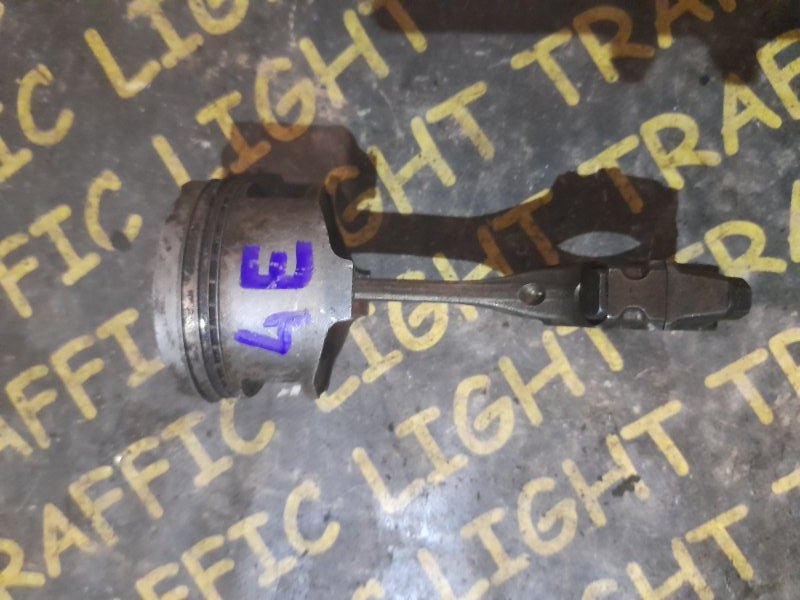 Поршень с шатуном TOYOTA CORSA EL41 4EFE (б/у)