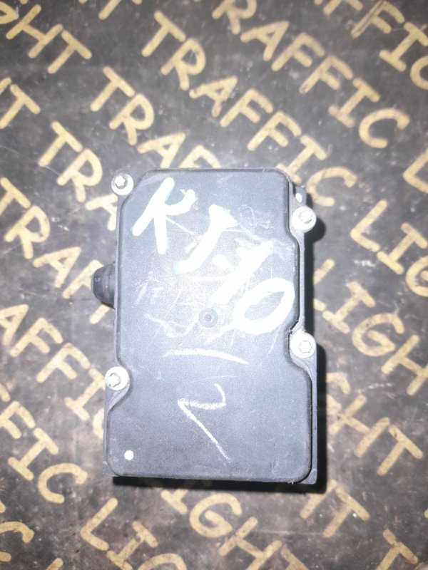 Блок abs Nissan Qashqai J10 Блок abs Nissan Qashqai J10