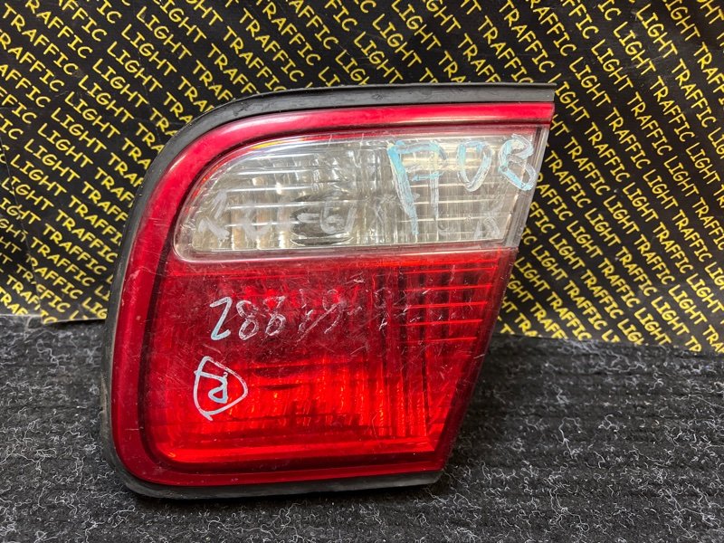 Стоп-вставка Mazda Millenia TA5P KF задняя правая