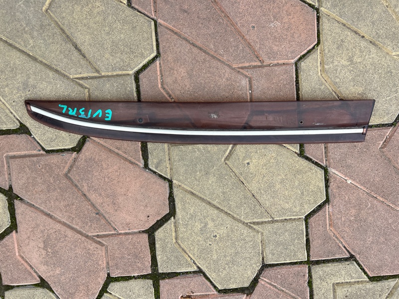 Ветровик Nissan Bluebird EU13 задний левый