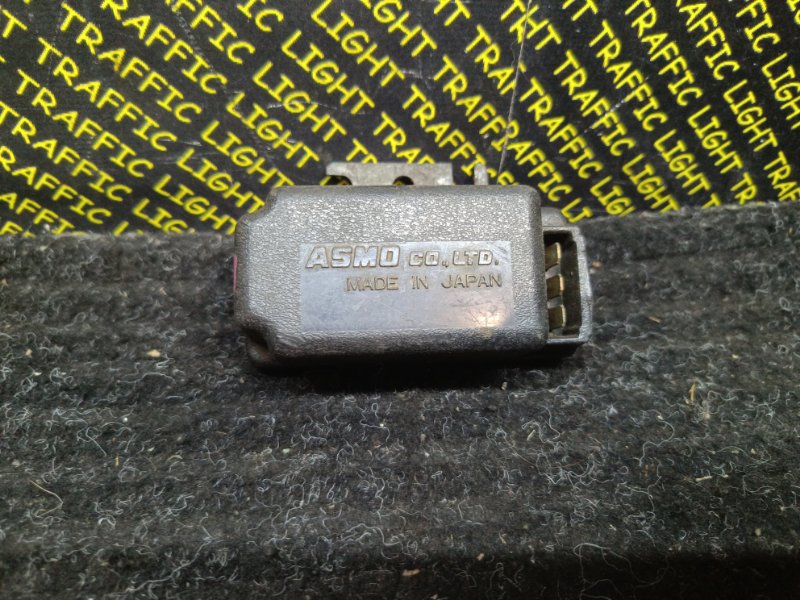 Реле Nissan Vanette VC120 Реле Nissan Vanette VC120