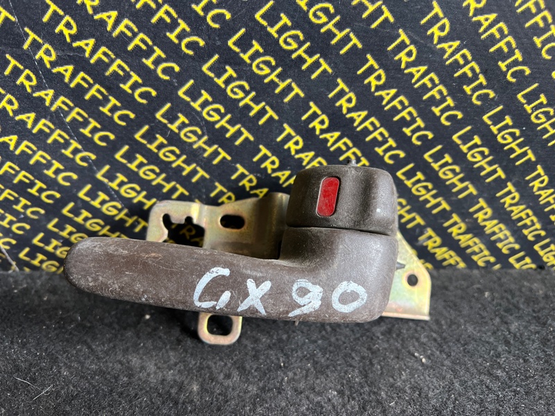 Ручка двери внутренняя Toyota Chaser GX90 передняя правая