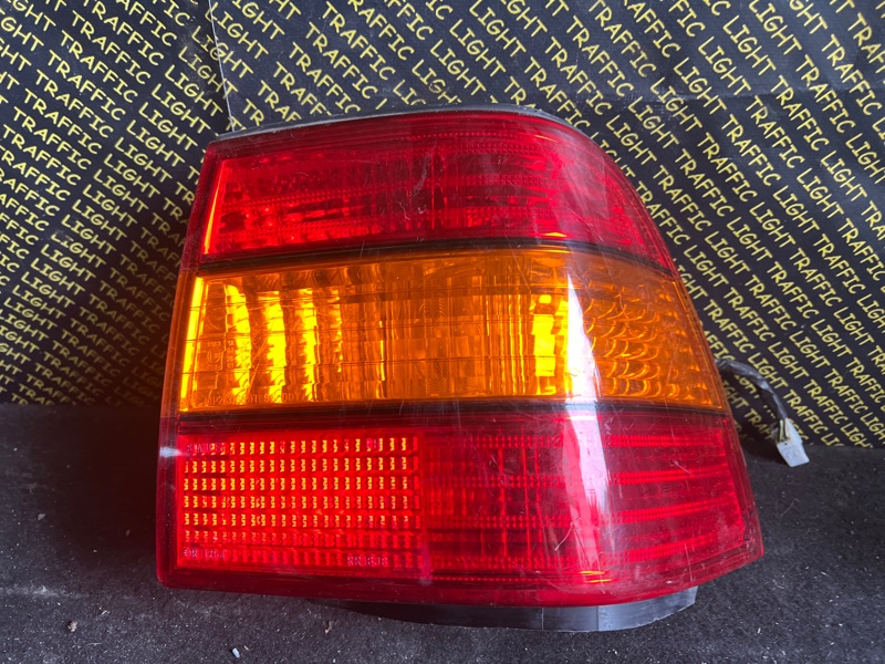 Стоп-сигнал Toyota Celsior UCF21 задний правый (б/у)
