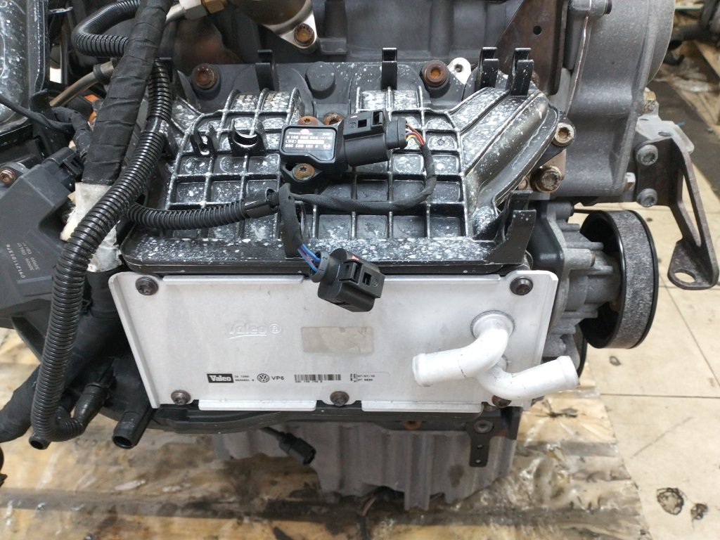 Двигатель Golf 2012 5K CAX 1.4